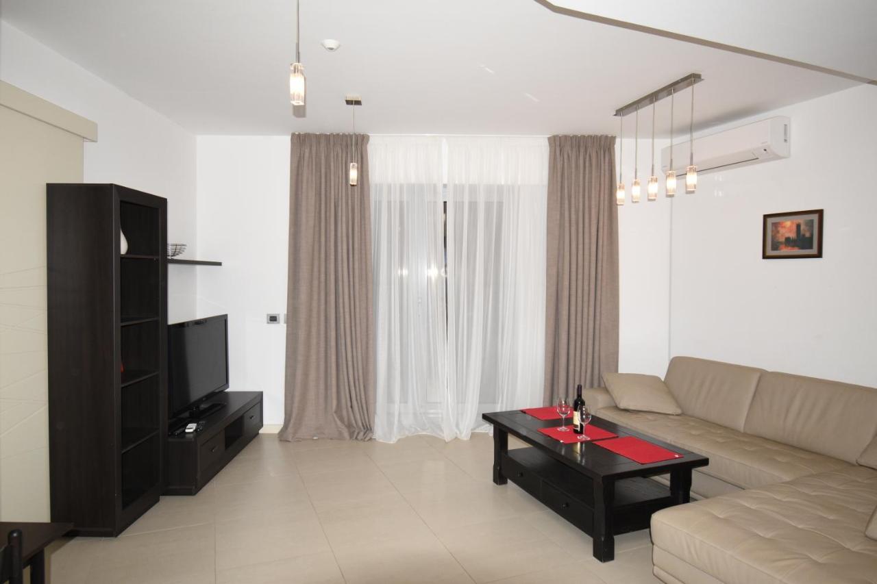 Revenu Apartments Budua Esterno foto